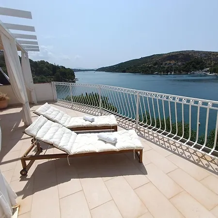 Maria Apartments Apartment