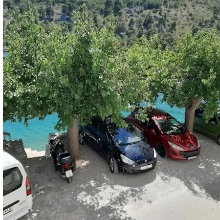 Apartment Maria Apartments *